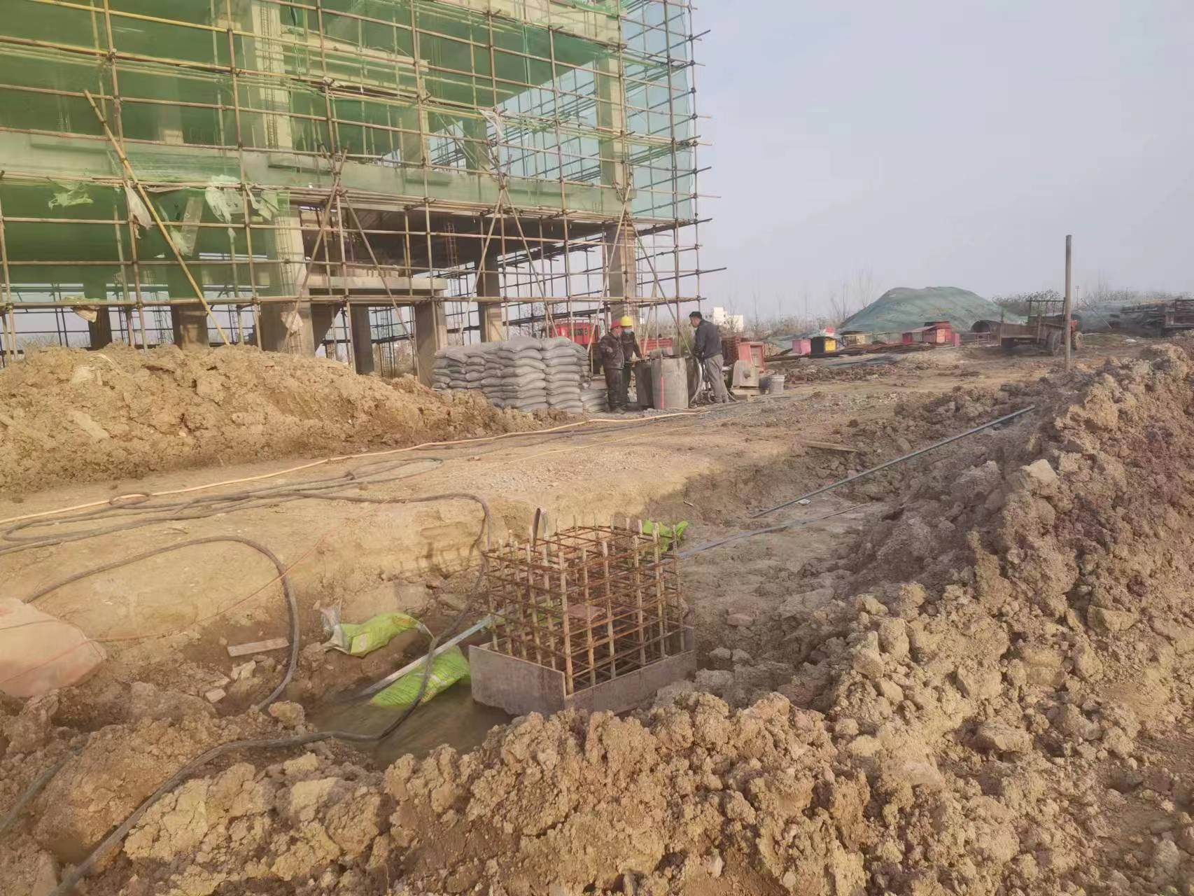 丁青当桥梁出现裂缝的时候应该及时加固修补